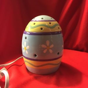Scentsy Full Size Easter Egg Warmer